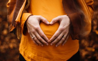 8 Pregnancy Photoshoot Ideas We Love